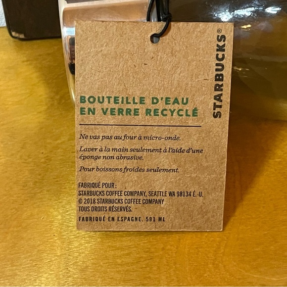 Lot of Starbucks Recycled Glass Water Bottle 20oz x2 + Pink 24oz Cup NWT - Picture 7 of 8